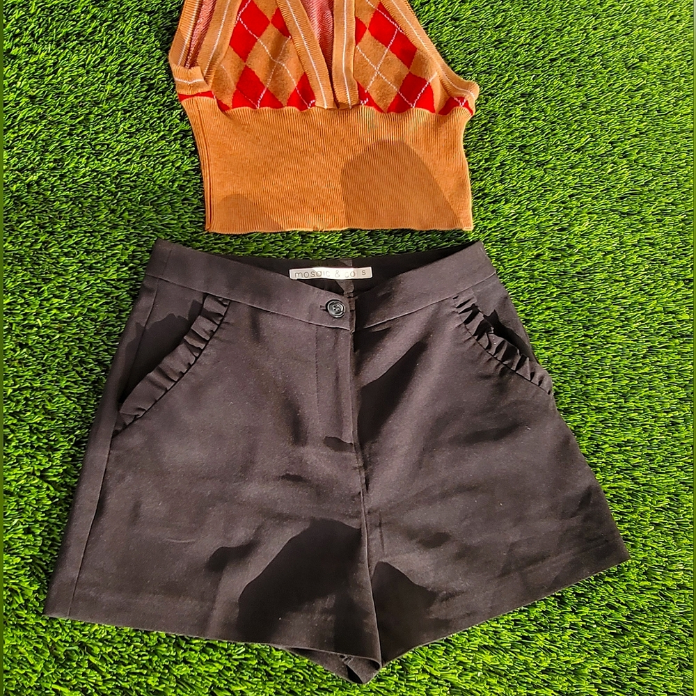 Mosaic & Co Dress Shorts - Size S- Chic & Versatile!